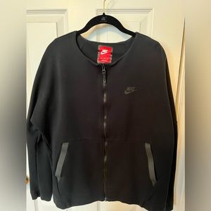 Nike Sweater